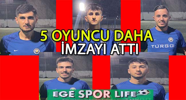 BORNOVA ATASPOR’DA İMZALAR DEVAM ETTİ