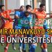İZMİR MANAVKUYU SK, ZİRVE YARIŞINI BIRAKMIYOR